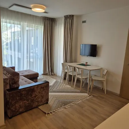 Apartment Maluno F Palanga